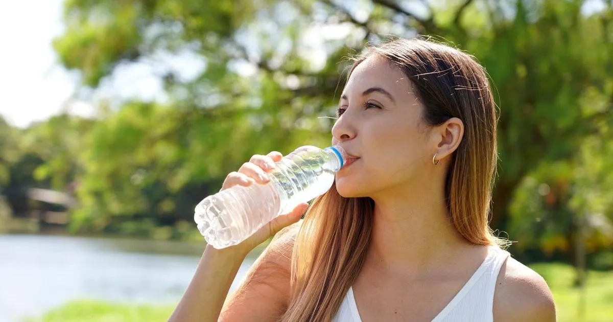 Hydratiemythen ontkracht: hoeveel moeten we echt drinken?